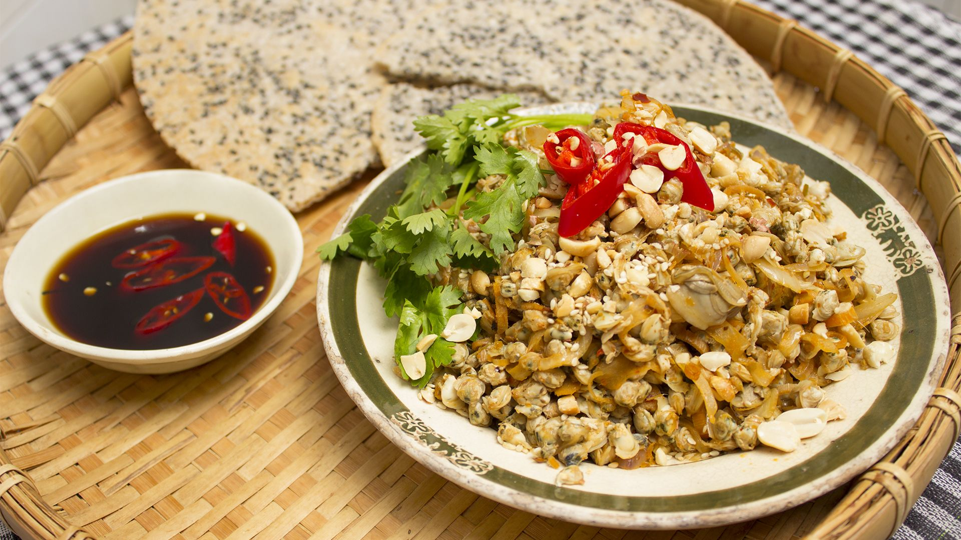 hến xúc bánh tráng
