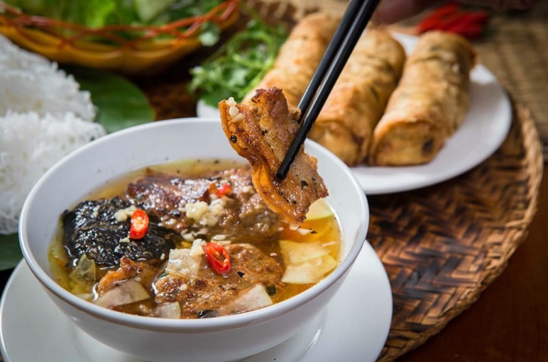 Món ăn đặc sản Việt Nam. Bún chả