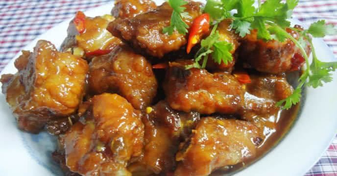 Sườn kho tàu bóng màu, hợp bữa cơm gia đình