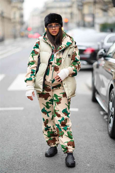 Gorpcore camo đường phố