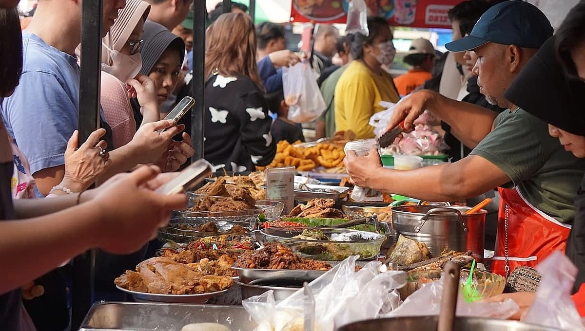 Đồ ăn đường phố Indonesia