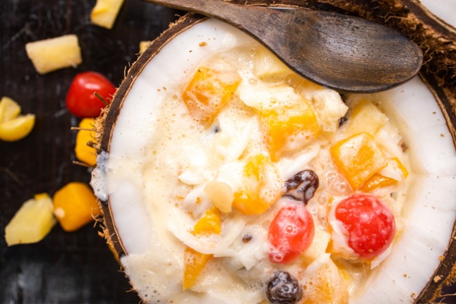 Salad hoa quả tươi mát khởi đầu ngày mới