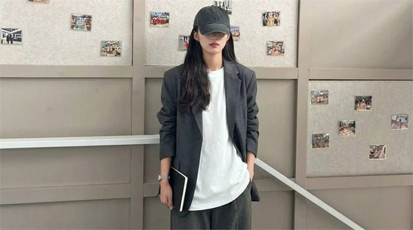 Áo thun form rộng và lỗi phối