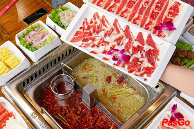 Lẩu Trung Hoa cay tê phù hợp nhóm đông ở Đà Nẵng