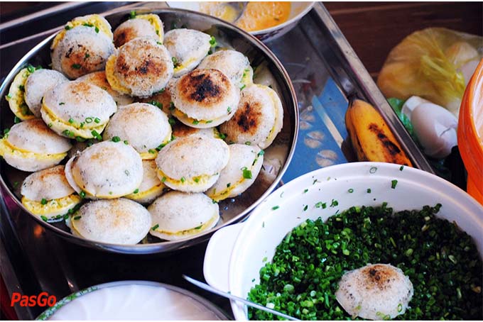 Bánh và gỏi đặc sản miền Trung với kết cấu hấp dẫn
