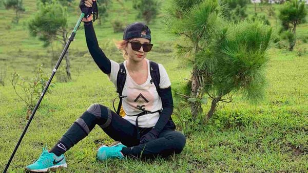 Găng tay và vớ phù hợp giúp giảm phồng rộp, trầy xước và mất nhiệt ở đầu chi