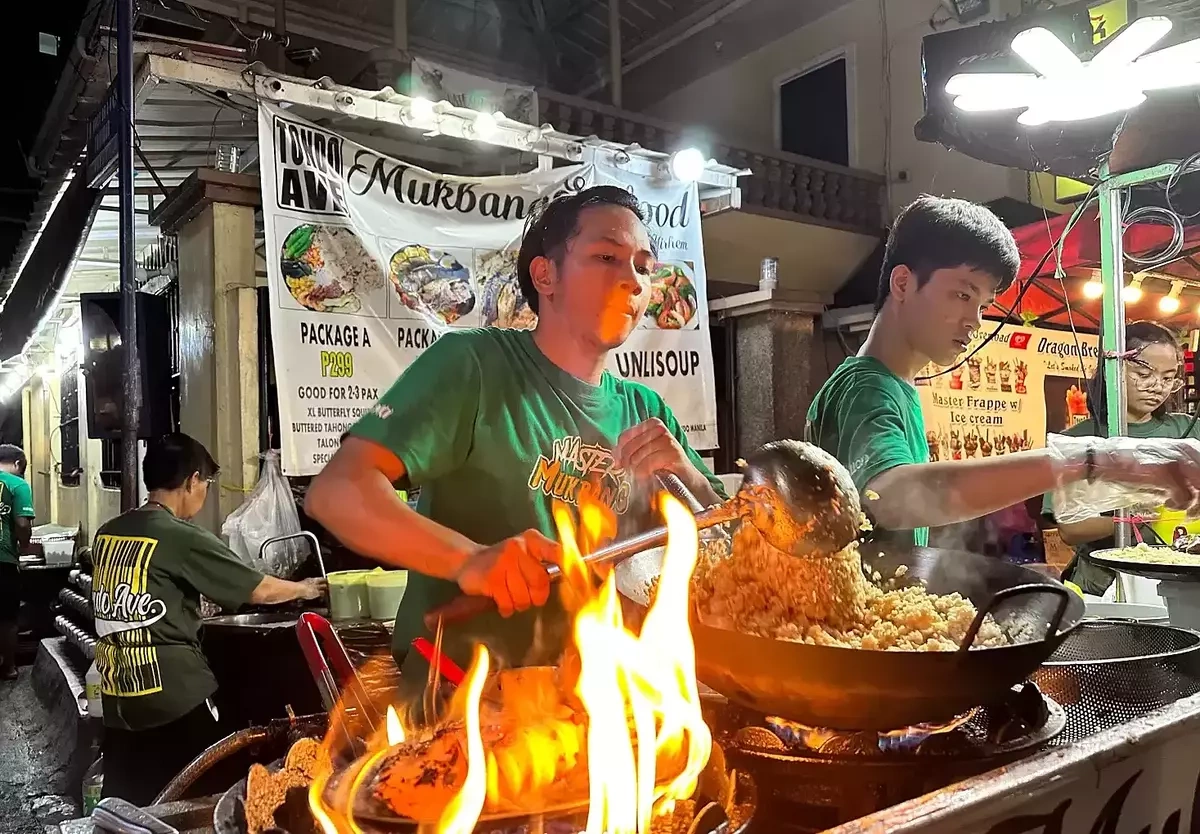 Ẩm thực đường phố Manila