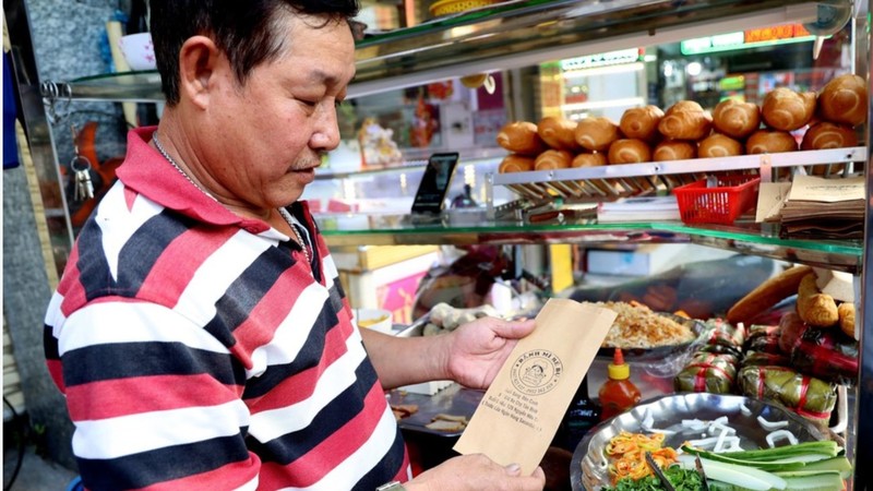 Bánh mì Việt Nam có cấu trúc hương vị cân bằng, dễ ăn và linh hoạt
