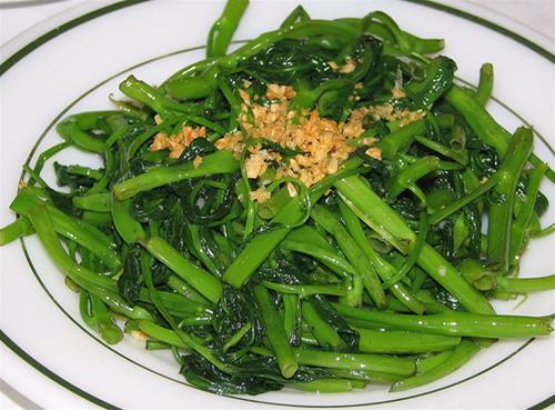 Rau muống xào