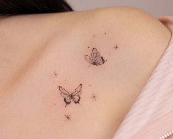 Hình xăm bướm mini