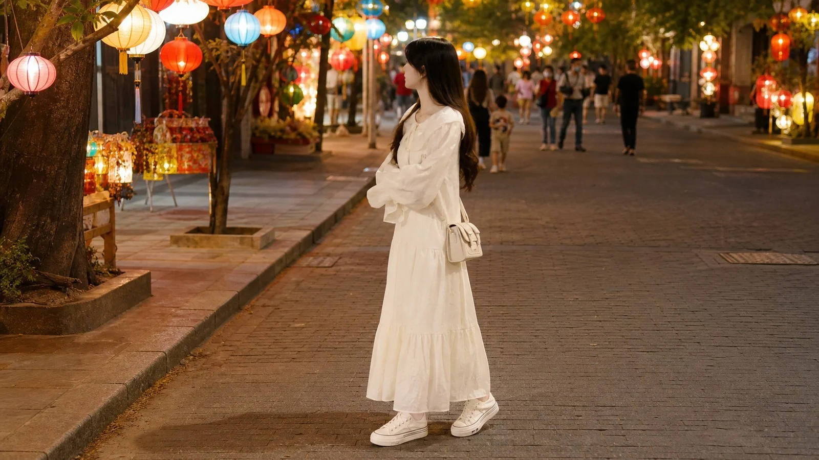 Outfit đi chơi Trung Thu cho nữ với đầm midi và áo kiểu mềm