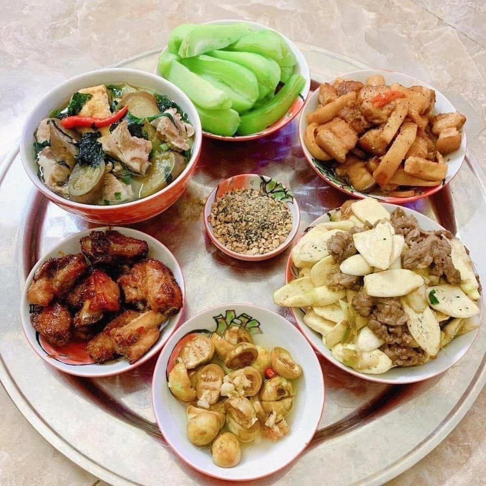 Bữa cơm cho mẹ bận rộn với các món đơn giản, ít thời gian nấu