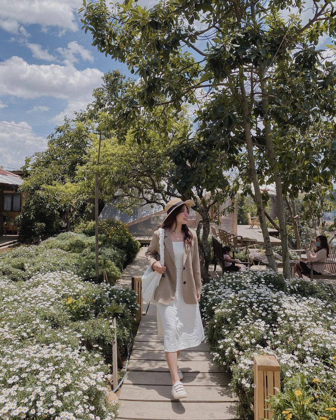 Phối đồ đi Đà Lạt gọn