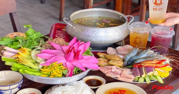 Món hải sản tươi sống