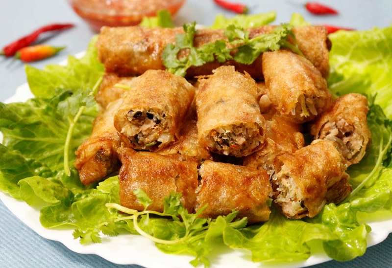 Món ăn đặc sản Việt Nam. Nem rán