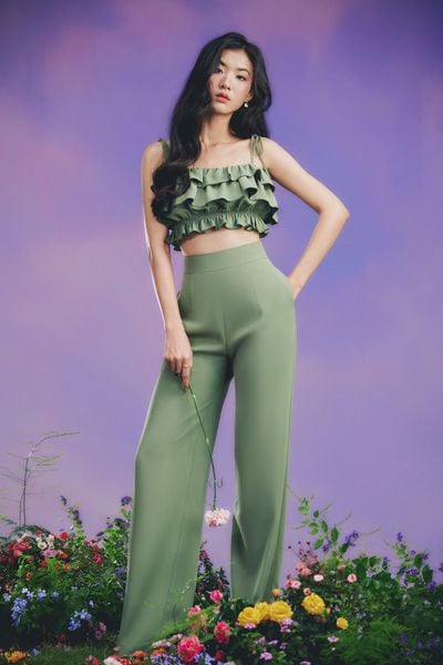 Quần ống suông mùa mưa