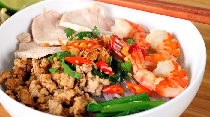 Hủ tiếu Mỹ Tho với sợi dai ngon và nước dùng thanh ngọt
