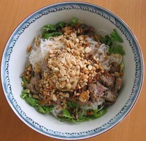 Bún bò Nam bộ