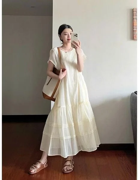 Outfit đi biển cho nữ