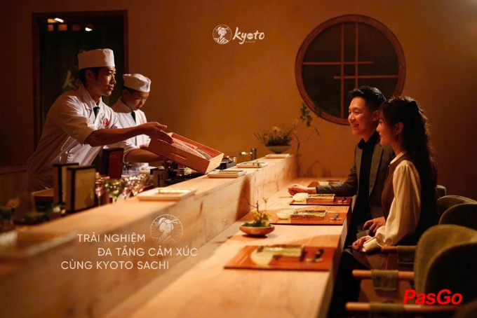 Không gian thưởng thức omakase tĩnh lặng tại Hà Nội