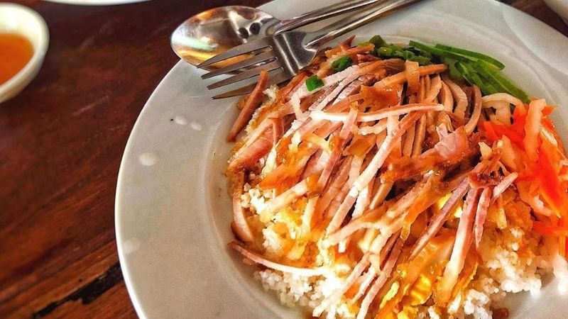 Cơm tấm là món quen thuộc của người miền Nam
