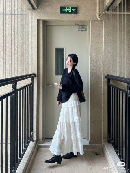 Phối chân váy dài chữ A theo dáng người