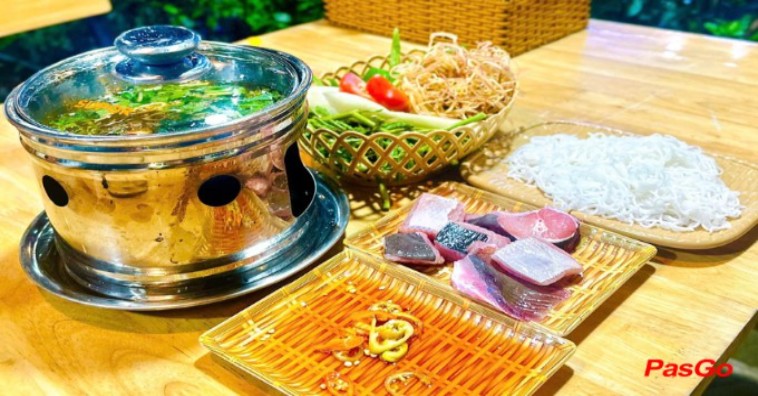 Bàn ăn cho nhóm đông