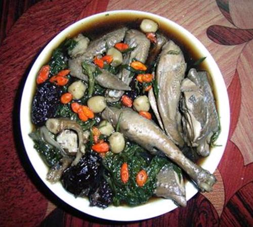 Gà tần
