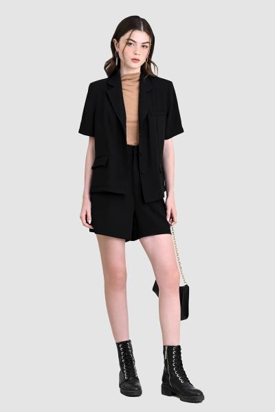 Hướng dẫn phối blazer cho người thấp