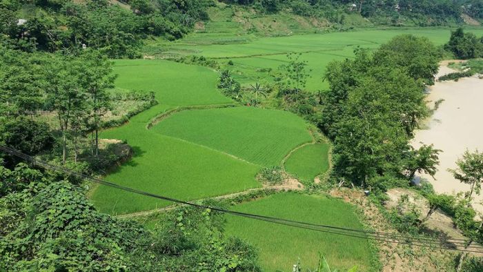 Cung đường Sài Khao - Mường Lát với đèo núi hẻm và cảnh quan miền Tây Thanh Hóa
