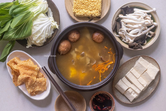 Lẩu nấm chay