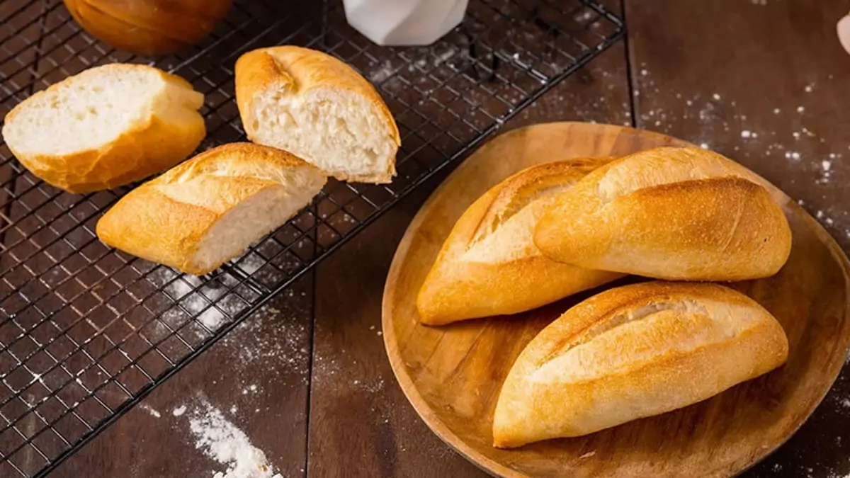 Cách làm bánh mì bằng nồi chiên không dầu tại nhà