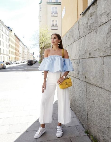 Quần trắng áo trễ vai