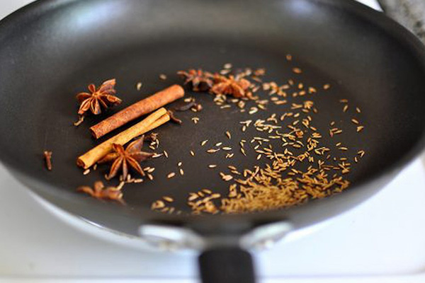 Cách nấu phở bò đơn giản