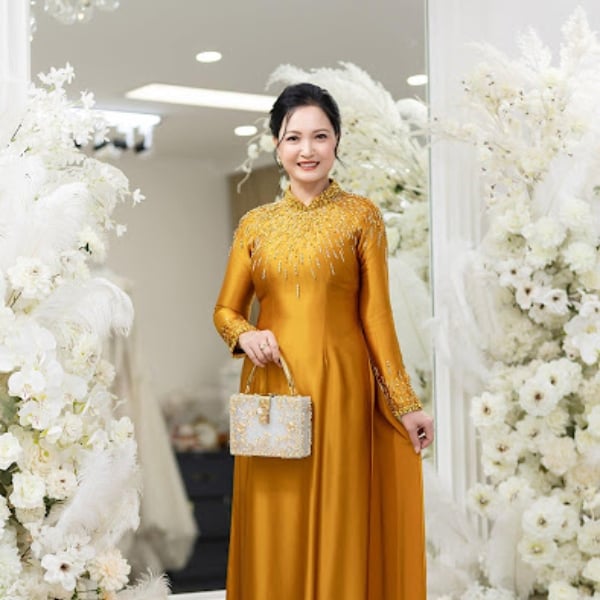 Áo dài nhẹ nhàng