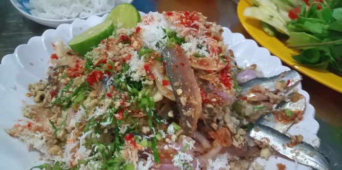 Gỏi cá trích đặc sản Kiên Giang
