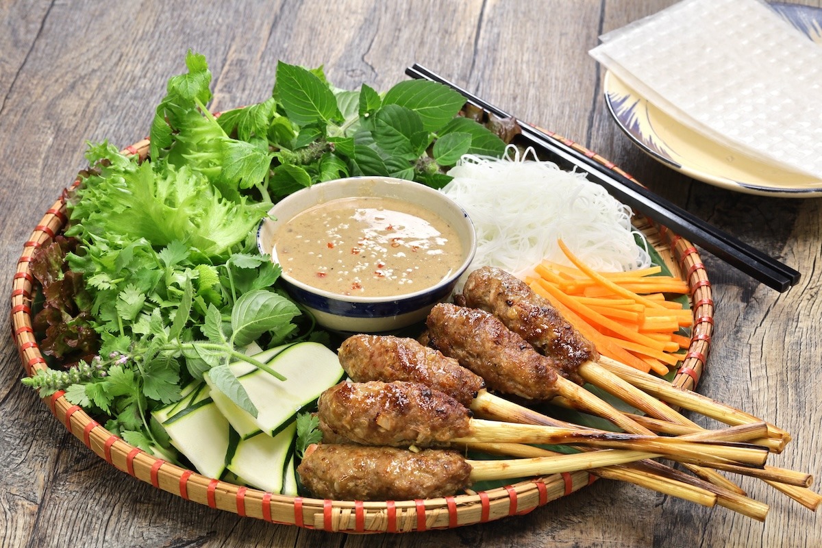Hành Trình Ẩm Thực Hội An-Nem Lui