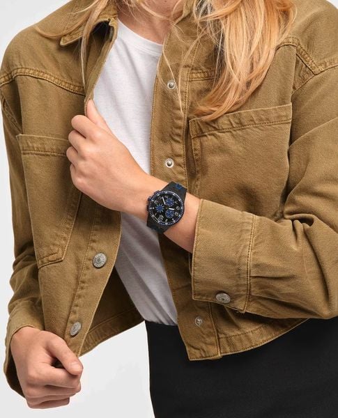 Đồng hồ nam tối giản