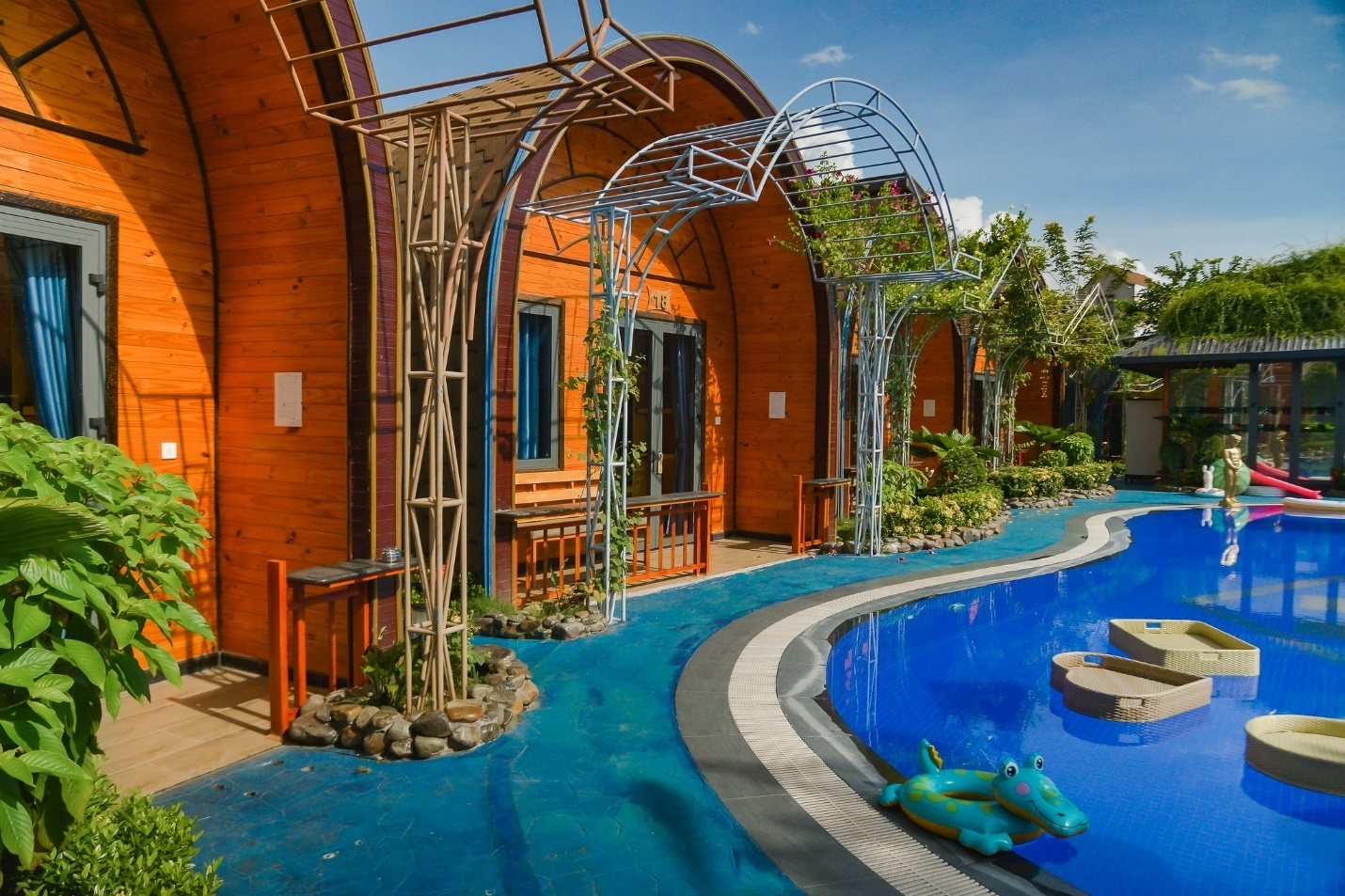 Nghỉ dưỡng thư giãn cuối tuần