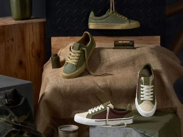 Giày sneaker thể thao với khả năng chịu mài mòn vượt trội
