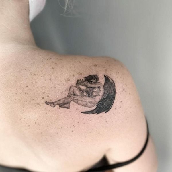 Hình xăm mặt quỷ mini