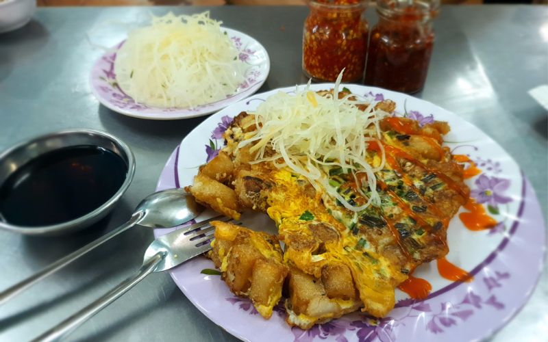 Quán ăn vặt ngon Quận 3: Bột Chiên Đạt Thành
