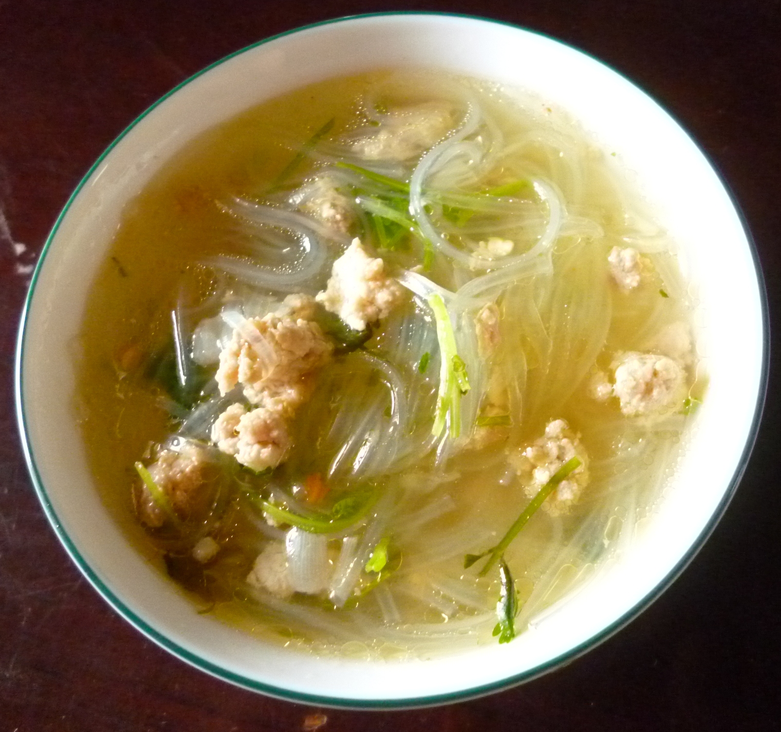 Miến nấu với thịt băm, trong và nhẹ vị