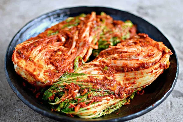 Kimchi làm từ các nguyên liệu tươi ngon lên men tự nhiên