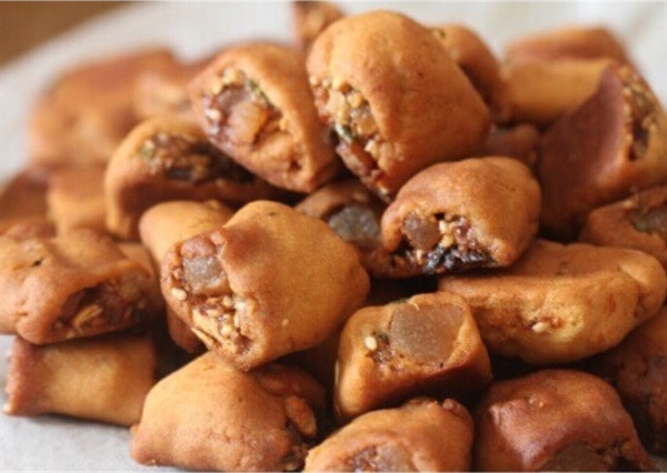 Đặc sản Hà Nội làm quà cho người miền Nam, Bánh Chả