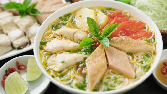 Đặc sản miền Trung và văn hóa quà tặng du lịch