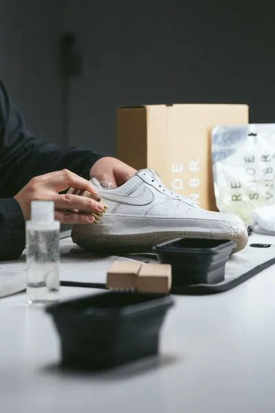 Giày thể thao là gì - Chọn theo form chân và size