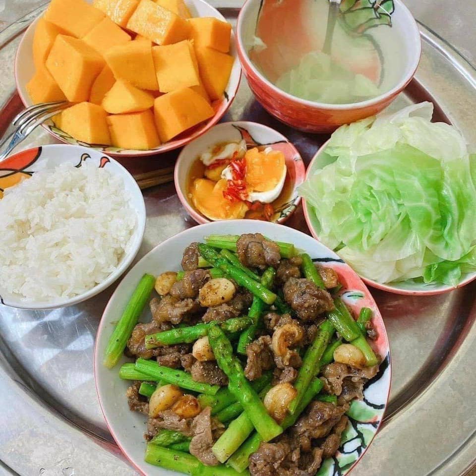 Mâm cơm dễ làm, tiết kiệm thời gian cho các mẹ đi làm