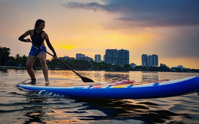 Học thêm một kỹ năng mới, vừa vui đùa với nước với bạn bè