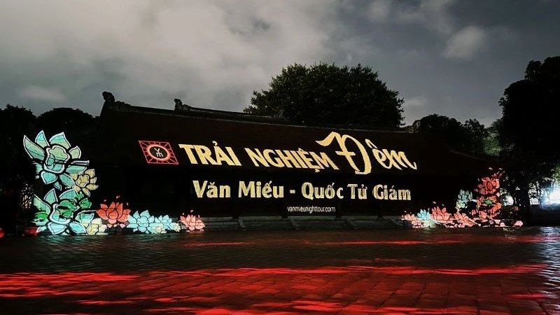 Tour đêm Văn Miếu - Quốc Tử Giám